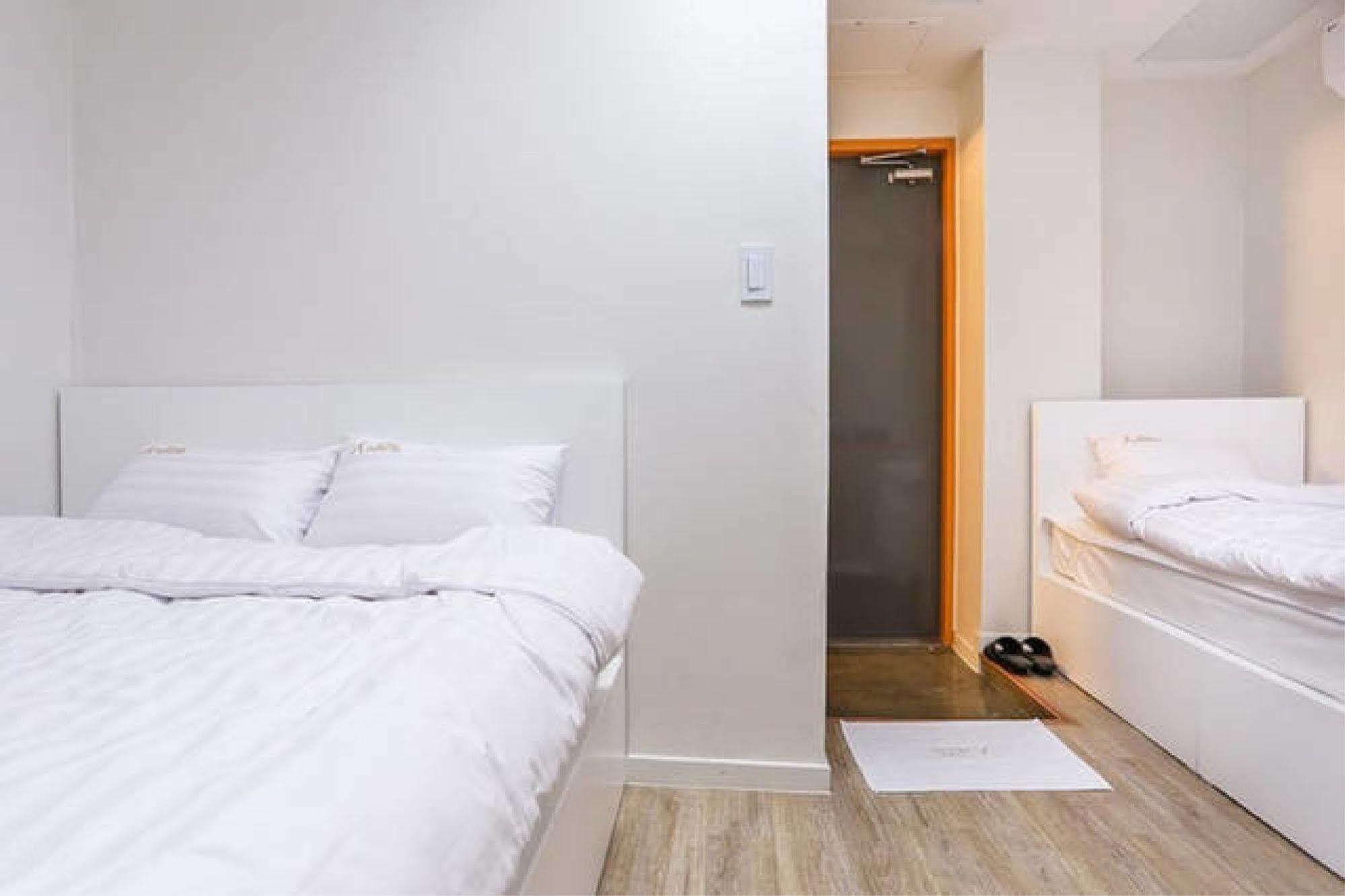 Starhostel Dongdaemun Suite Seul Exterior foto